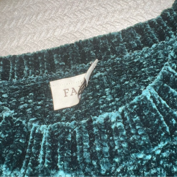 fable / dark green sweater midi dress size medium - Picture 4 of 8